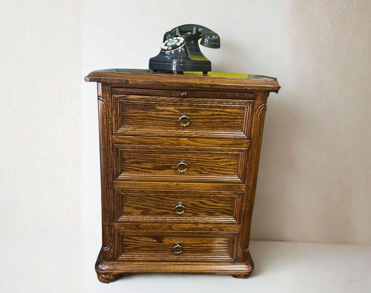 Muebles en Madera de Encina — Carval Muebles Viña del Mar